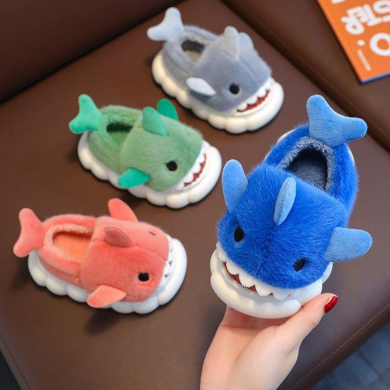 Zapatillas de Peluche de Tiburón de Dibujos Animados para Niños - Suaves, Cálidas con Forro de Vellón para Uso Interior/Exterior con Suela de PVC Antideslizante