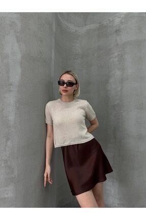 Falda Chocolate Satinada: Elegancia Casual