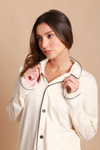 Blusa Pijama Marfil con Ribete Negro 