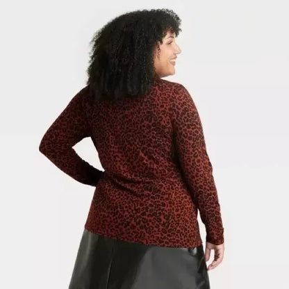 Blusa Animal Print: Elegancia Salvaje"